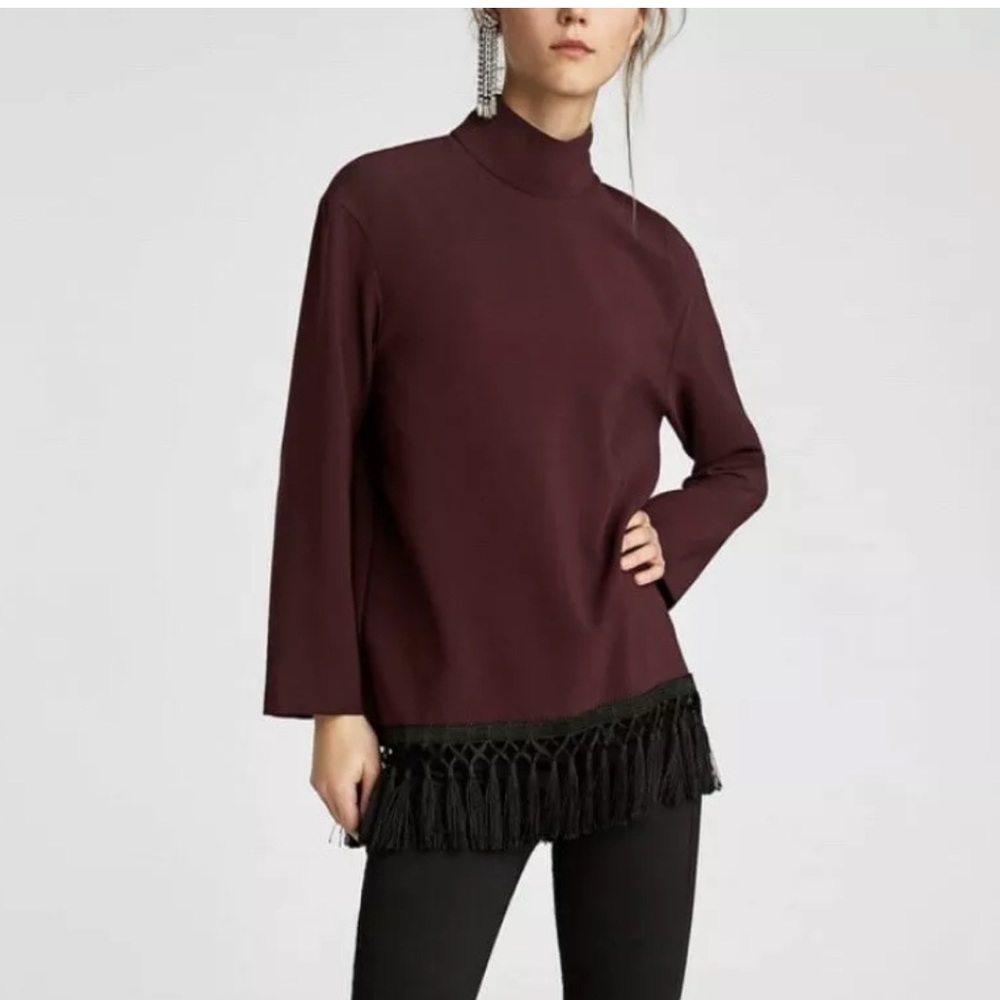 ⬇️Zara Burgundy mock neck fringe tunic